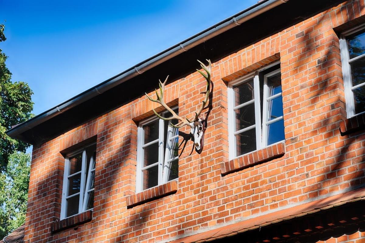 Wald- Und Seeidyll Im Historischen Forsthaus Neuruppin Exterior photo